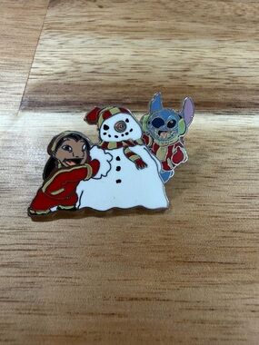 Disney Silver Metal Pin Backing with Disney China Marking